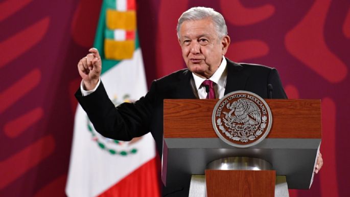 AMLO reprocha que juicio contra García Luna se tarde "muchísimo" pese a "toneladas" de pruebas