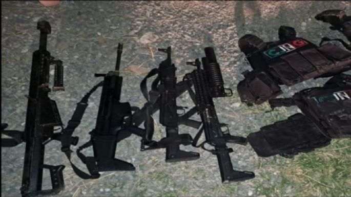 Sedena decomisa arsenal, vehículos y un inmueble al narco en Ocotlán, Jalisco