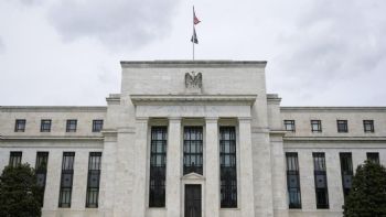 Fed recorta la tasa de interés por primera vez desde 2020