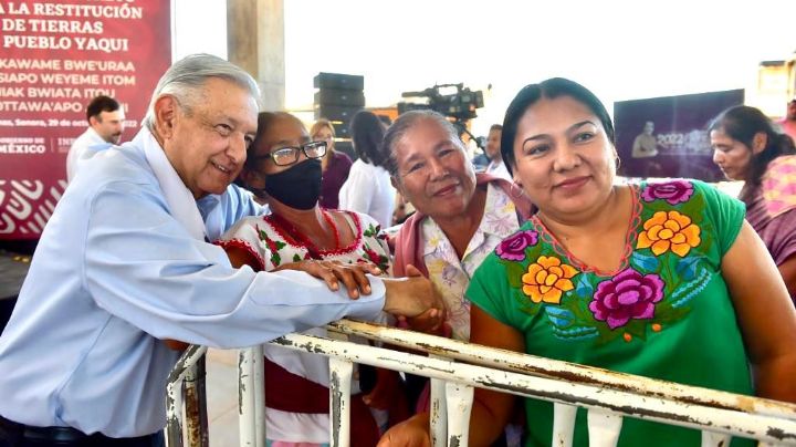 AMLO firma decreto para restituir casi 30 mil hectáreas de tierras a pueblos yaquis