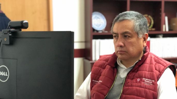 Giran orden de captura contra exsecretario del Trabajo de Puebla; acusan a Barbosa de persecución