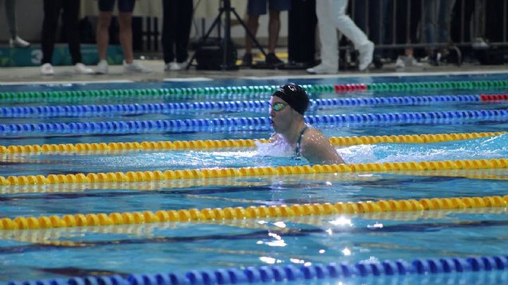 Estafan a medallistas olímpicos extranjeros en la Copa Heller de Natación en Querétaro (Video)