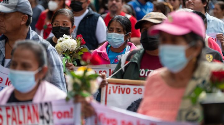 Nombramiento de fiscal especial en caso Ayotzinapa se hizo sin avisar a los padres: Vidulfo Rosales