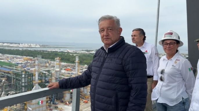 Refinería de Dos Bocas lleva una inversión de 233 mil millones de pesos: AMLO