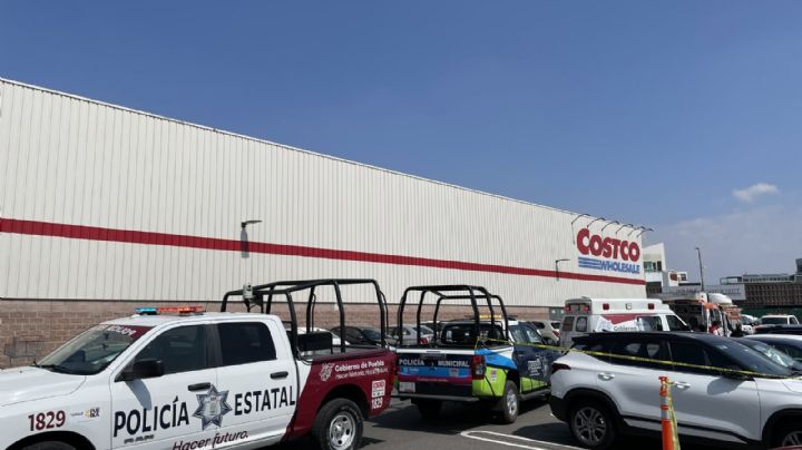 Ejecutan en el estacionamiento de un Costco al abogado "el Niño de Oro” en Puebla