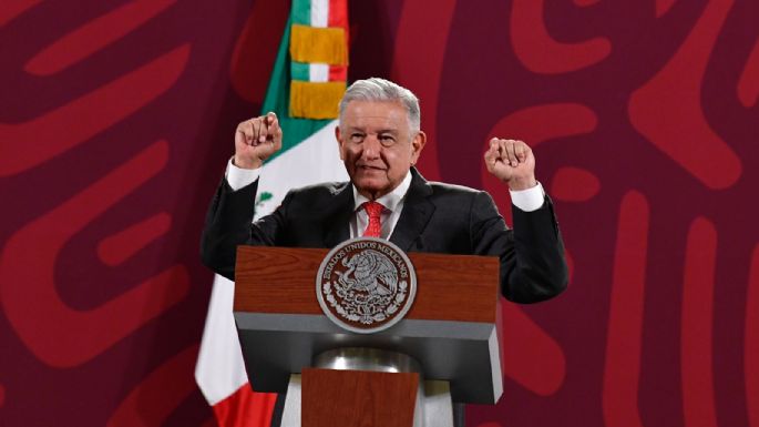 AMLO pide "avalancha de votos" en 2024 para ganar la Presidencia y la mayoría en el Congreso