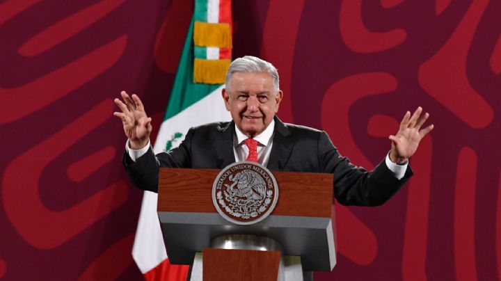 AMLO describe a su "corcholata" para presidir la SCJN