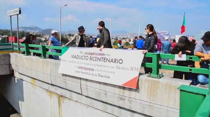 Manifestantes hacen "toma simbólica" del Viaducto Bicentenario y piden que sea gratis