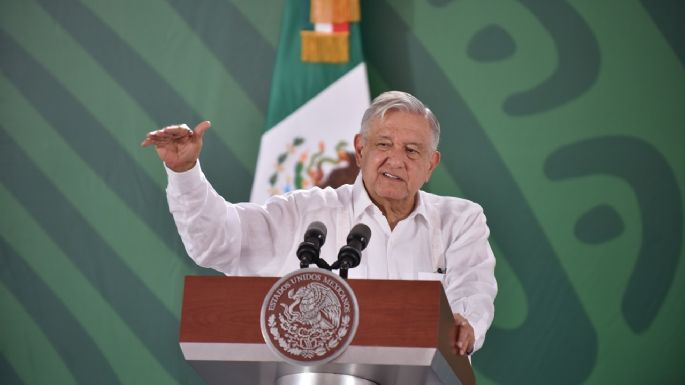 AMLO se burla de marcha en favor del INE: "Hubo muchísimo robo de carteras"