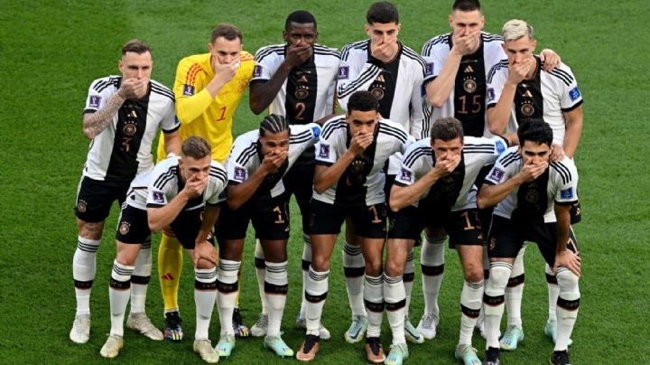 Qatar: Futbolistas de Alemania se tapan la boca por prohibición de FIFA de llevar brazalete LGBT