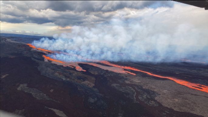 Luego de 38 años entra en erupción el Mauna Loa, el volcán más grande del mundo