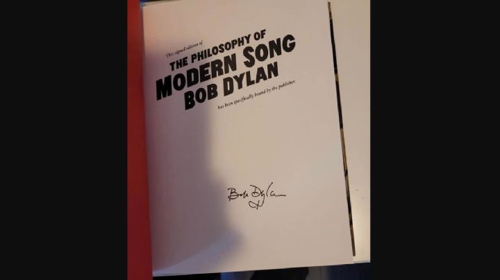 Qué es el autopen, la tecnología de firma a mano que ha puesto en duda la legitimidad de Bob Dylan