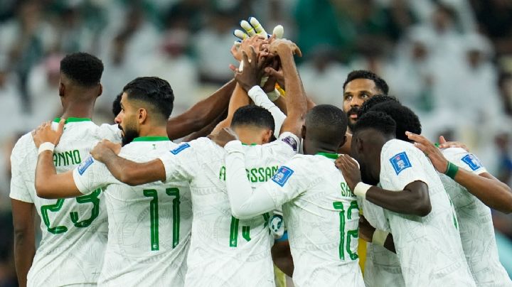 Jugadores iraníes fueron amenazados por su gobierno por no cantar su himno en Qatar 2022