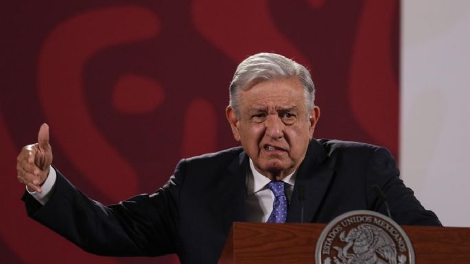 AMLO acusa a Lorenzo Córdova de ser "pieza clave" del bloque conservador