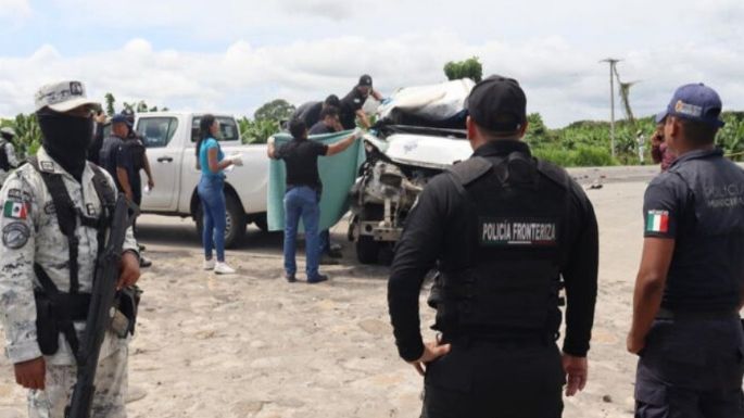 Mueren dos ecuatorianos y tres más resultan heridos en accidente de tránsito en Oaxaca