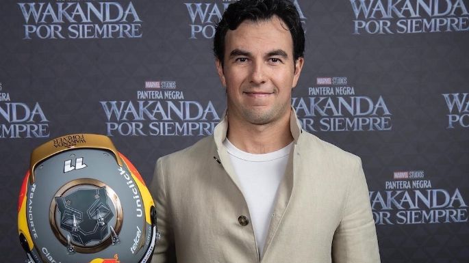 Checo Pérez utilizará un casco inspirado en "Pantera Negra"