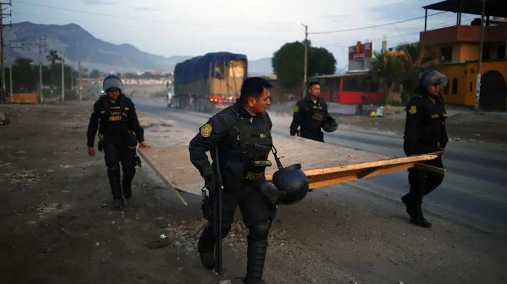 Perú: un juez decidirá en la tarde sobre prisión de Castillo