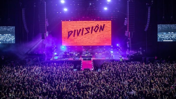 División Minúscula, fiesta de 25 aniversario en el Palacio de los Deportes