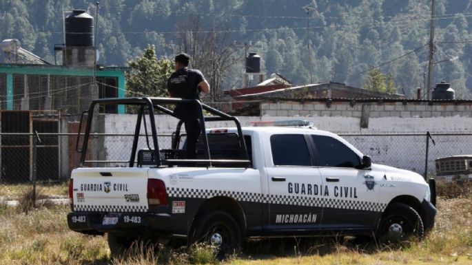 Explota mina terrestre en Michoacán y deja cuatro policías heridos