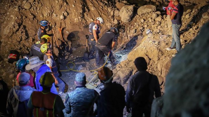 Recuperan el segundo cuerpo tras derrumbe en mina de Teacalco, Morelos