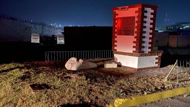 La estatua de AMLO en Atlacomulco fue derribada en primeras horas del 2022