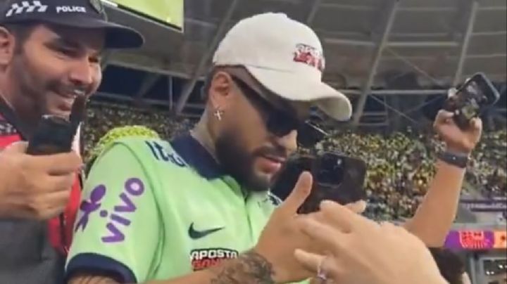 El doble de Neymar: de camarero a enloquecer a fanáticos en Qatar 2022 (Videos)