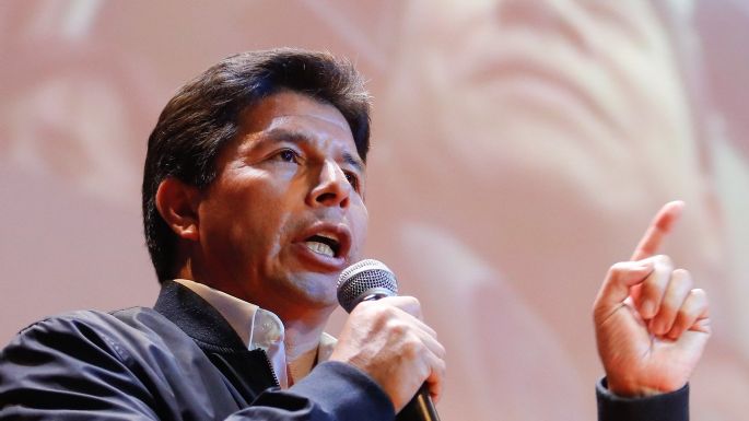 Pedro Castillo disuelve el Congreso de Perú; oposición denuncia Golpe de Estado