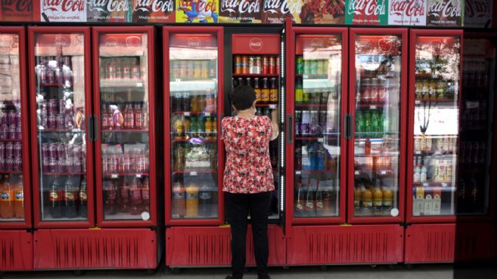 AMLO llama a no consumir Coca-Cola y papitas