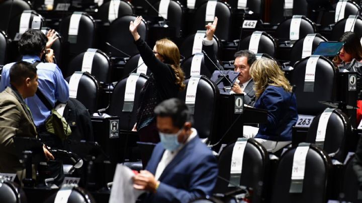 Diputados aprueban vacaciones dignas con 12 días continuos; falta aval del Senado