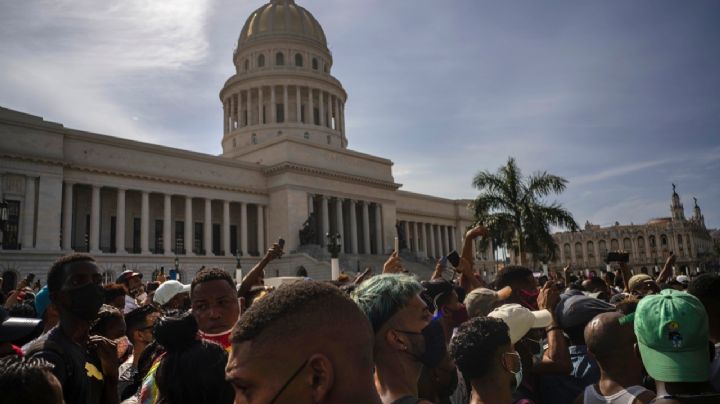 Biden pide la liberación de cientos de prisioneros políticos en Cuba