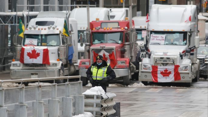 EU ofrece ayuda a Canadá para poner fin a bloqueos de camioneros