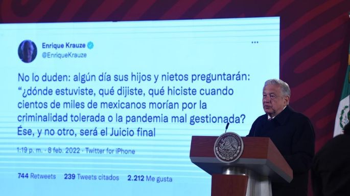 AMLO llama "el mesías del conservadurismo" a Enrique Krauze