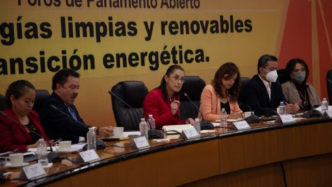 Sheinbaum en San Lázaro: Falso que reforma eléctrica de AMLO descarte energías renovables