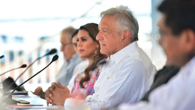 Gobierno de AMLO renegocia 10 megacontratos carreteros; usará ahorros por 3 mdp en Guerrero