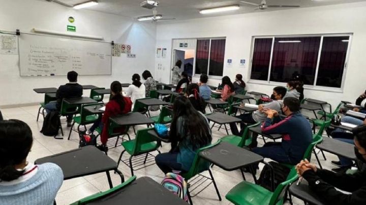 Juez ampara a estudiantes de bachillerato de la Ucol para no pagar colegiaturas