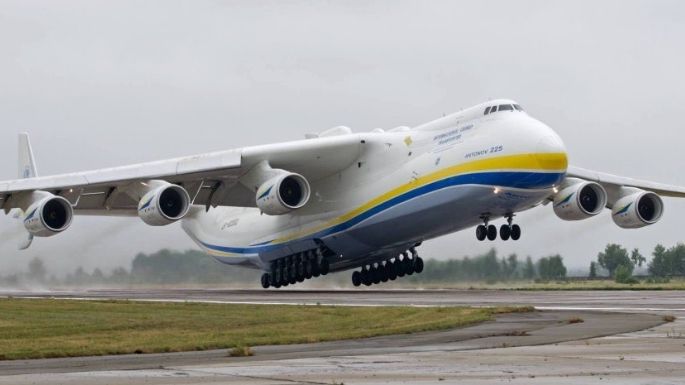 Rusia destruye el avión más grande del mundo, el AN-225 ucraniano