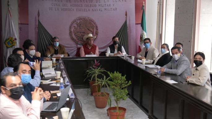 Congreso Local de Veracruz "deroga" solo dos fracciones del delito de ultrajes a la autoridad