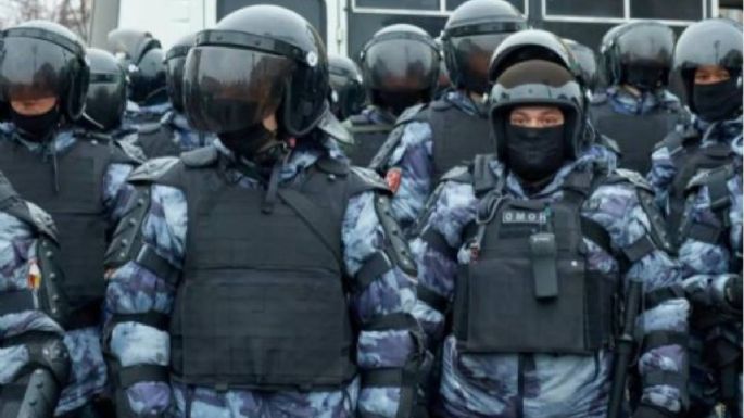 Autoridades rusas detienen a cerca de tres mil personas en protestas contra la invasión de Ucrania