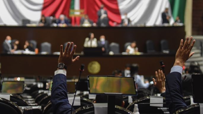 Cámara de Diputados va por recortes al Poder Judicial y al INE para darle a Pemex y becas Benito Juárez