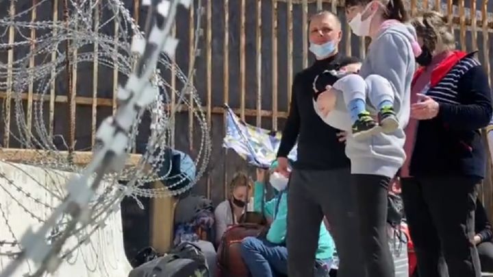 Migrantes rusos y ucranianos piden asilo político a EU desde Tijuana