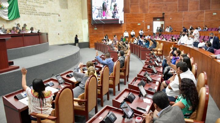 Congreso de Oaxaca exige investigar despojos de bienes por colusión entre notarios y funcionarios