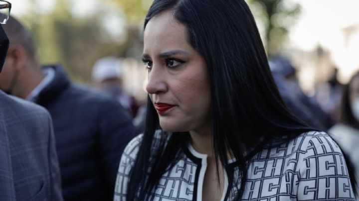 Vinculan a proceso a Sandra Cuevas; seguirá libre pero suspendida del cargo