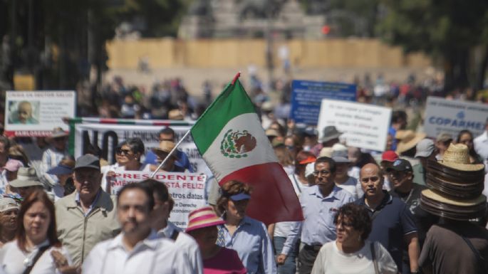 Opositores a AMLO convocan a una marcha contra la consulta de revocación de mandato