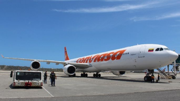 El primer vuelo internacional en el AIFA aterrizó procedente de Venezuela (Video)