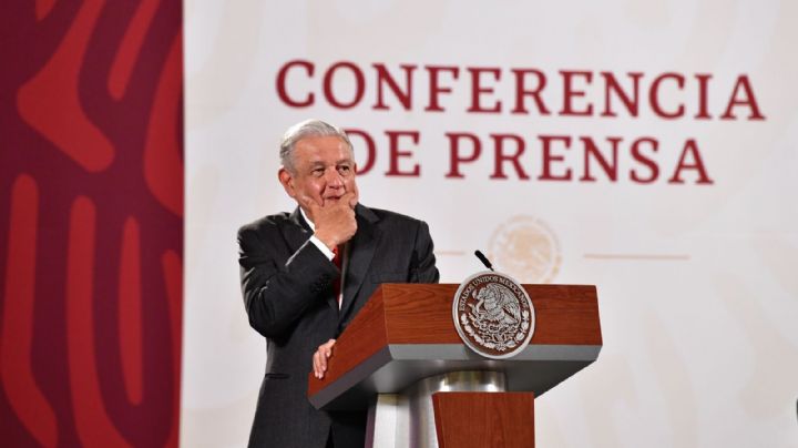 AMLO propone que haya locales de tlayudas y antojitos en el AIFA; son suculentos y nutritivos, dice