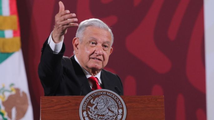 AMLO se adelanta a Banxico y anuncia que subirá tasa de interés a 6.5%