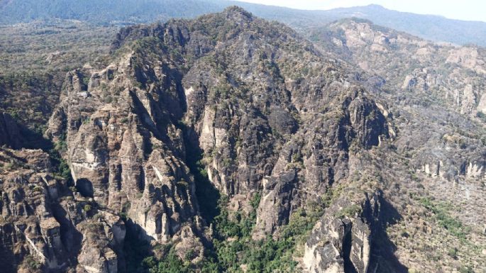 Incendio en Tepoztlán está controlado al 100%; cerrarán temporalmente acceso a cerros