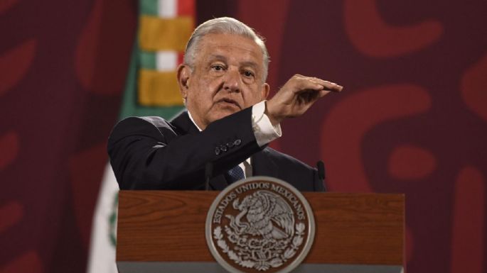 AMLO recomienda a legisladores votar ya su reforma eléctrica y no en un periodo extraordinario