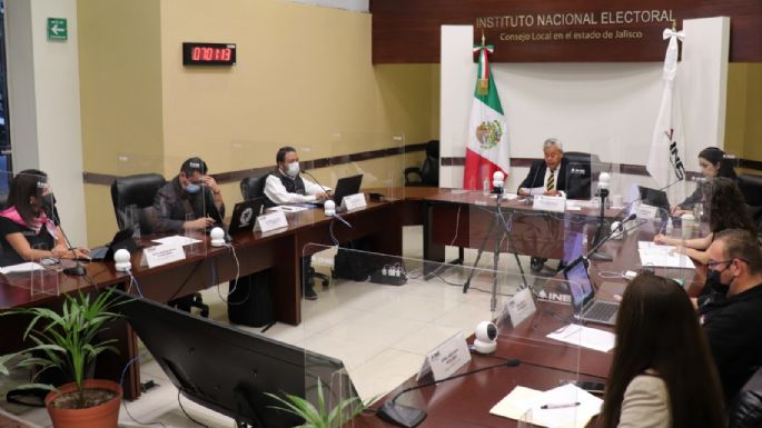 Con incidentes menores y denuncias por inducción del voto concluye jornada de consulta en Jalisco