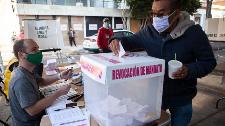 El INE identificó gastos irregulares en publicidad de partidos en campaña por Revocación de Mandato